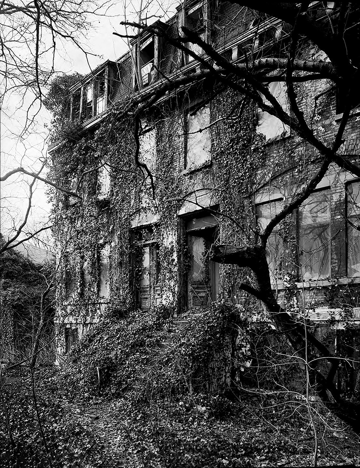 Urban Archeology & Modern Ruins — Admirals Row Officers Quarters Bldg C Brooklyn Ny